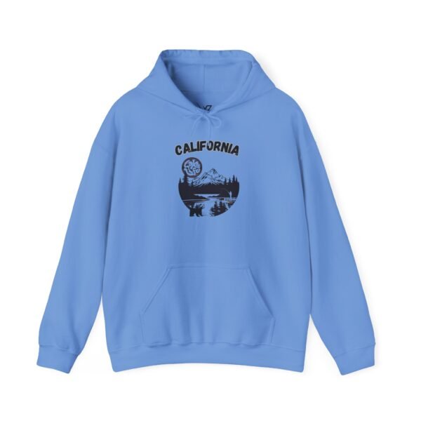 Personalized California Vintage Hoodie, Unisex Heavy Blend Sweatshirt, Cozy Casual Wear, Adventure Gift, Perfect for Travel