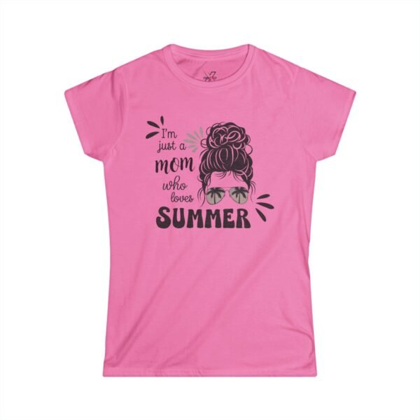 Summer Vibes Mom Tee, Women’s Softstyle Shirt, Summer T-Shirt, Gift for Moms, Summer Outfit, Cute Graphic Tee