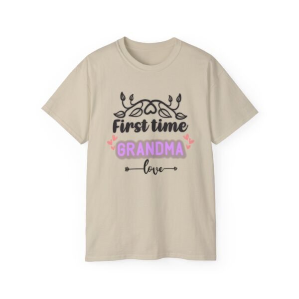 6524761161783898041_2048.jpeg First Time Grandma Tee, New Grandma Announcement Shirt