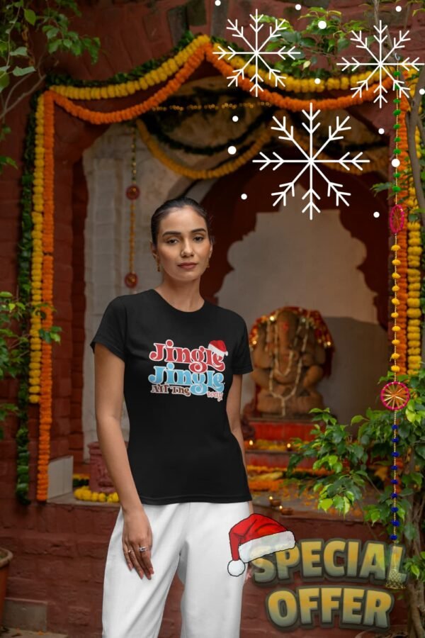 Retro Christmas Tee, Festive Holiday Shirt, Soft Cotton T-Shirt, Women’s Holiday Fashion, Cheerful Christmas Apparel