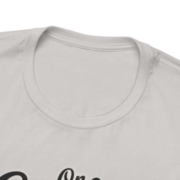 Miami sunglasses graphic Tee, Beach skyline, retro sunset Unisex T-Shirt