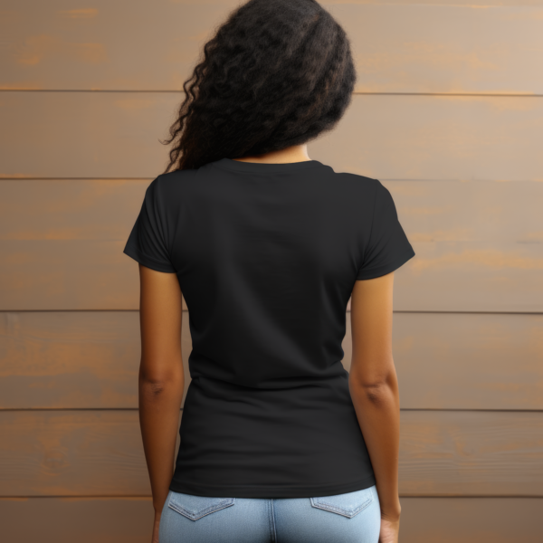 Women’s Coastal Softstyle Tee Lightweight, Breathable Beach Vibes Shirt for Everyday Comfort, Women’s Graphic Tee, Retro Sunglasses Portrait Tee