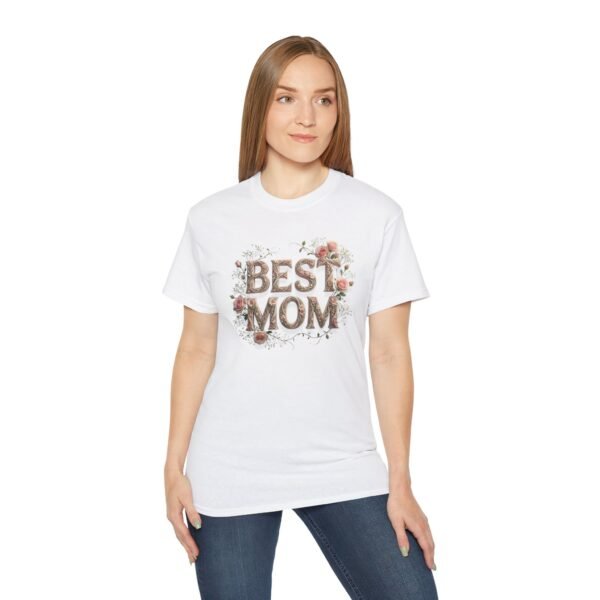 10359264774138193078_2048.jpeg “Best Mom” Vintage Tee, A Warm Reminder She Can Wear Every Day