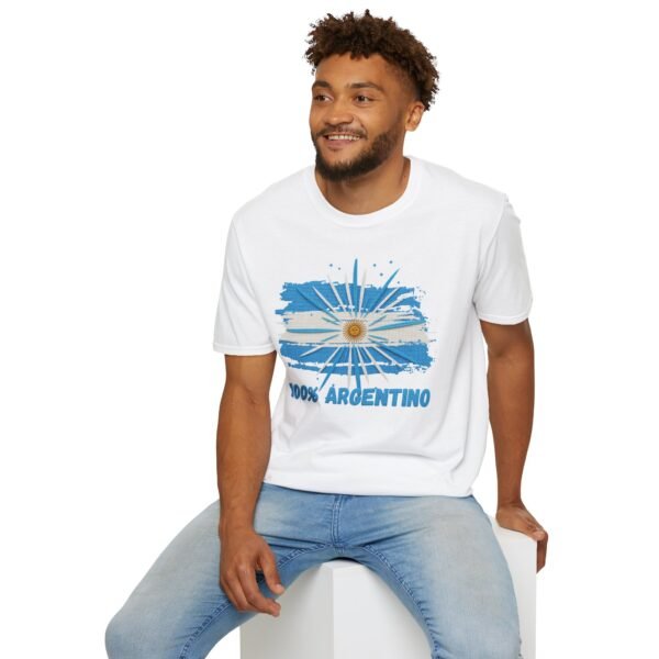 100% Argentino T-Shirt,  Distressed Argentina Flag Tee, Thread-Style Effect