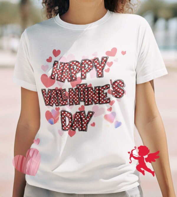 Happy Valentine’s Day T-Shirt, Cute Heart Pattern Valentine Tee, Women’s T-Shirt