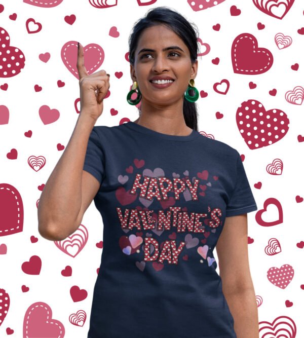 Happy Valentine’s Day T-Shirt, Cute Heart Pattern Valentine Tee, Women’s T-Shirt