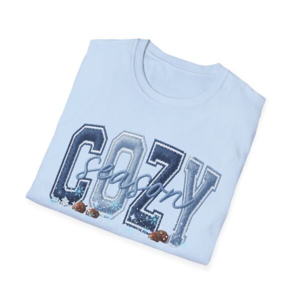 Winter Design T-Shirt, T-Shirt With College-Style Letter Print, Embroidered Effect.