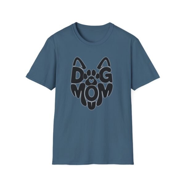 Dog Mom T-Shirt, Cute Paw Heart Graphic Tee for Dog Lovers