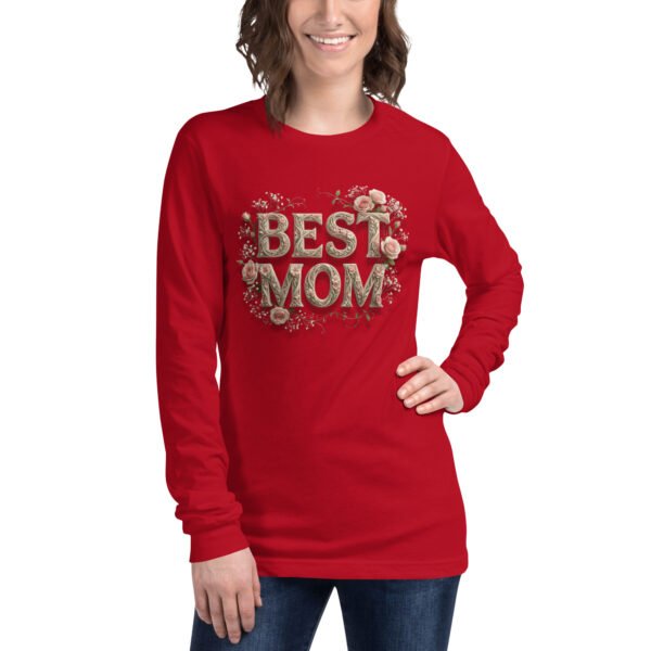 💖 Wrapped in Love: Mom Long Sleeve Tee – Comfort She’ll Feel Every Day