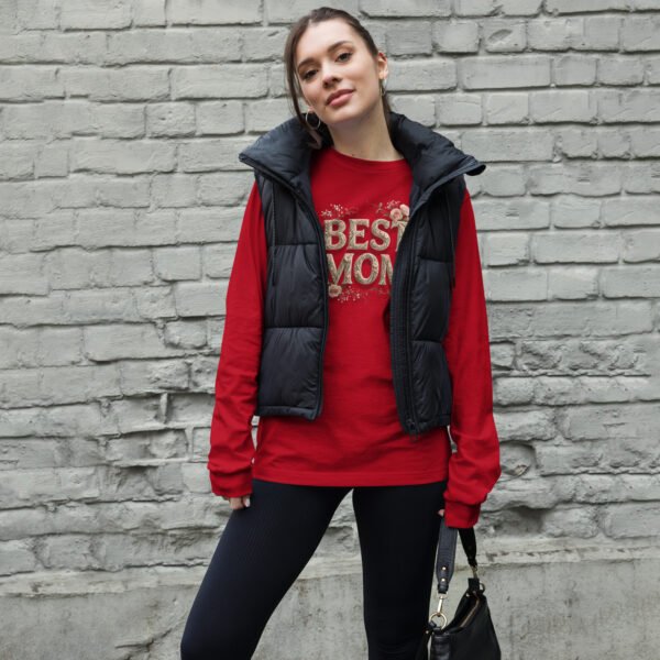 💖 Wrapped in Love: Mom Long Sleeve Tee – Comfort She’ll Feel Every Day