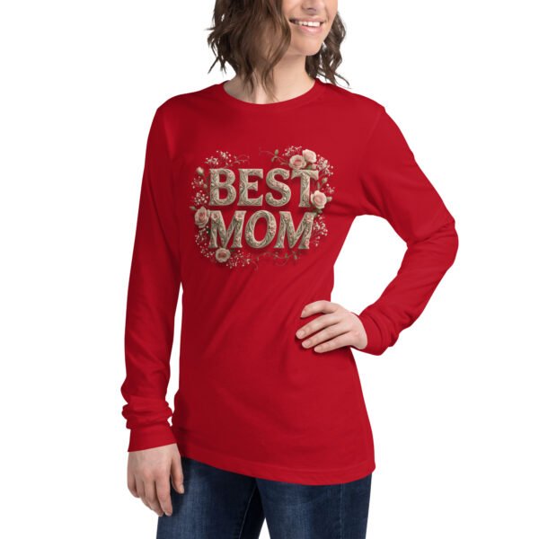 💖 Wrapped in Love: Mom Long Sleeve Tee – Comfort She’ll Feel Every Day
