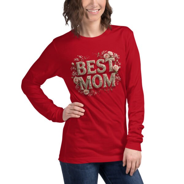 💖 Wrapped in Love: Mom Long Sleeve Tee – Comfort She’ll Feel Every Day