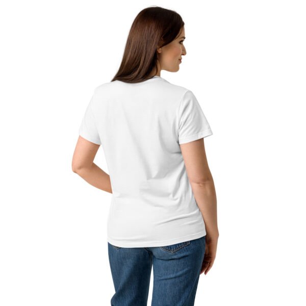 Effortless Style, Everyday Comfort — Your New Favorite Women’s Tee